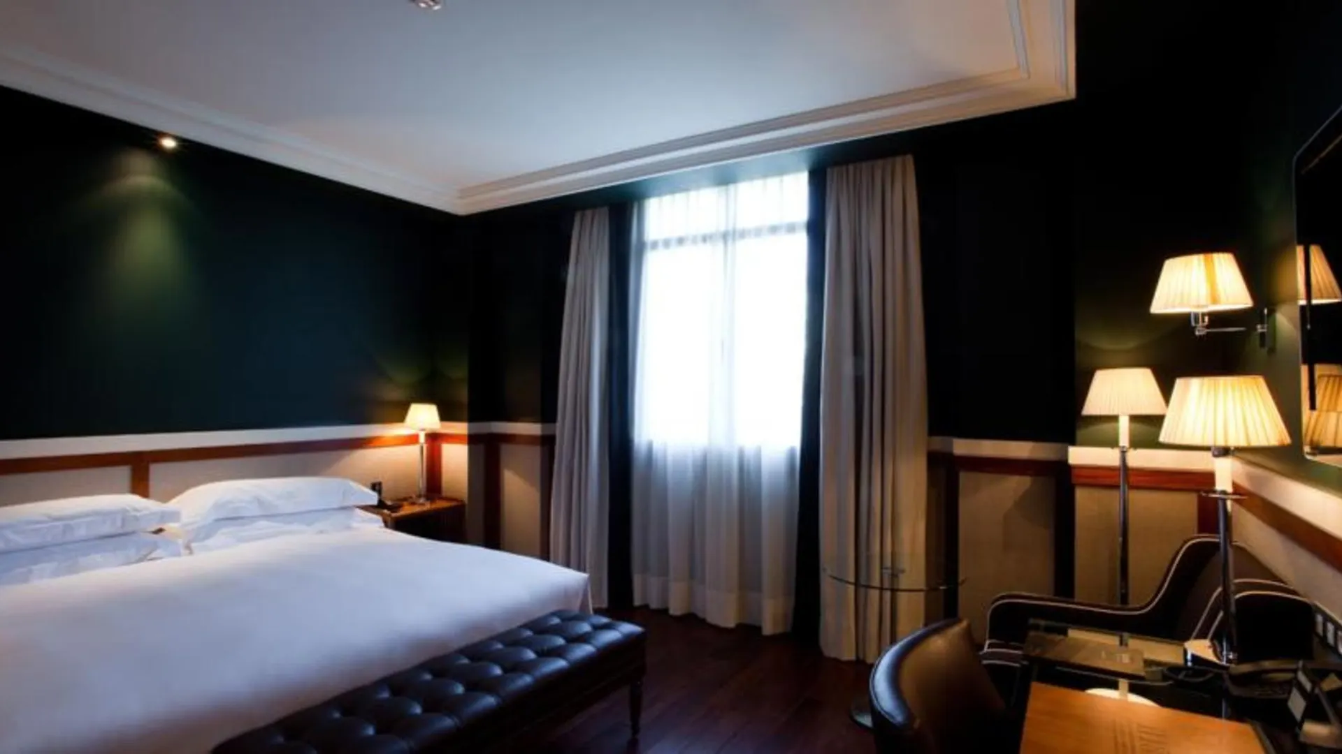 Hotel 1898 Barselona